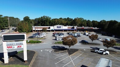 200 Homer Rd, Commerce, GA for lease Interior Photo- Image 2 of 9