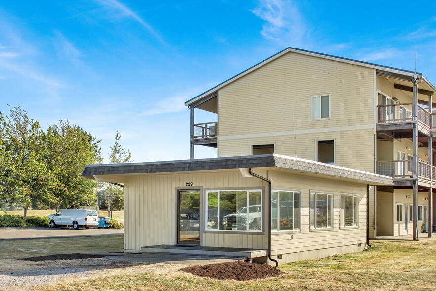 225 Marine Dr, Blaine, WA for lease - Building Photo - Image 1 of 10