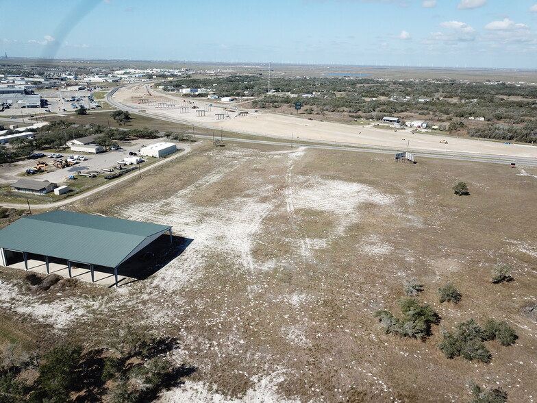 777 N Ave A, Aransas Pass, TX à vendre - Photo du bâtiment - Image 3 de 22