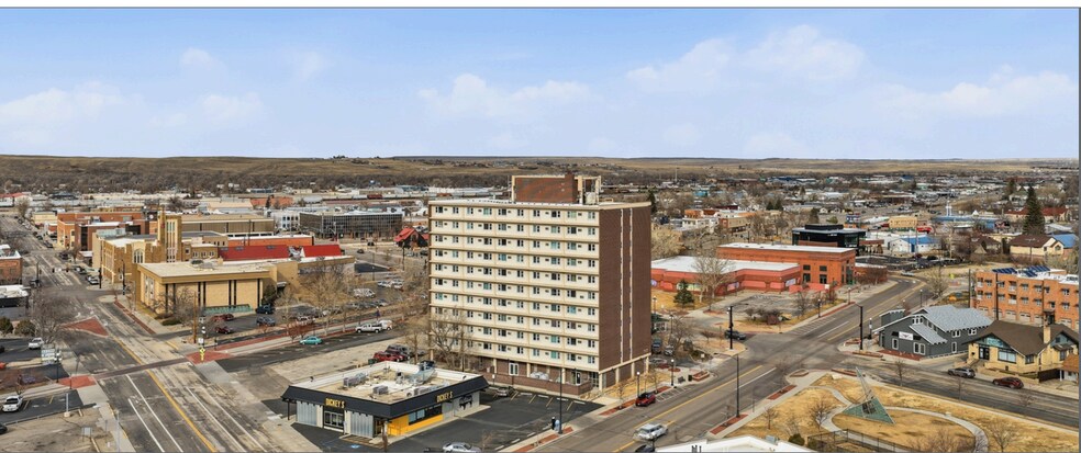 300 E Collins Dr, Casper, WY à vendre - Photo du bâtiment - Image 3 de 25