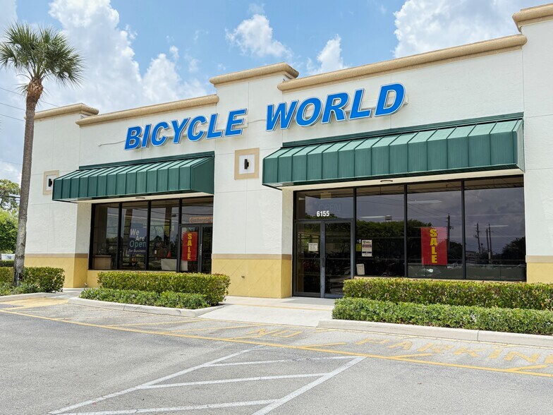 6125-6155 Lake Worth Rd, Lake Worth, FL à louer - Photo du bâtiment - Image 3 de 13
