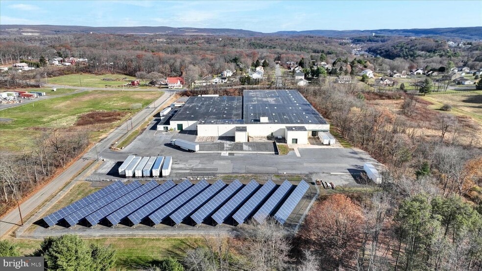 190 Walnut Ln, Pottsville, PA for sale - Building Photo - Image 3 of 32