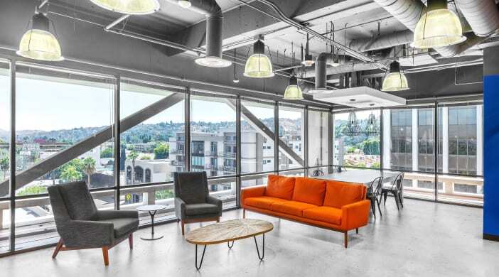 15233 Ventura Blvd, Sherman Oaks, CA à louer Photo intérieure- Image 1 de 4