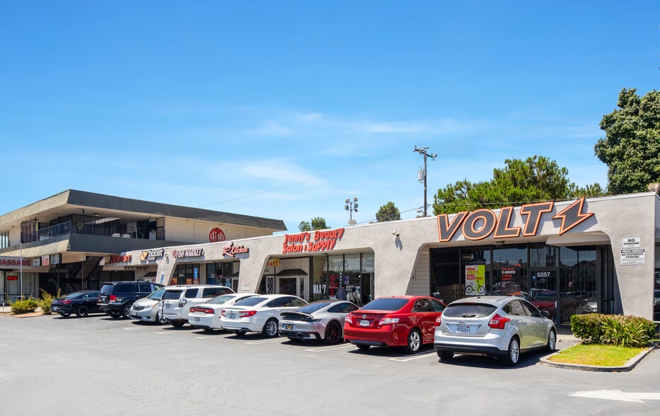 5237-5263 Paramount Blvd, Lakewood, CA for sale - Building Photo - Image 2 of 30