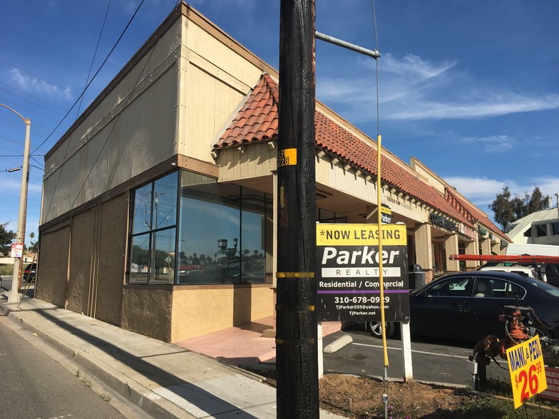 601-725 N Pacific Coast Hwy, Redondo Beach, CA for lease - Building Photo - Image 1 of 13