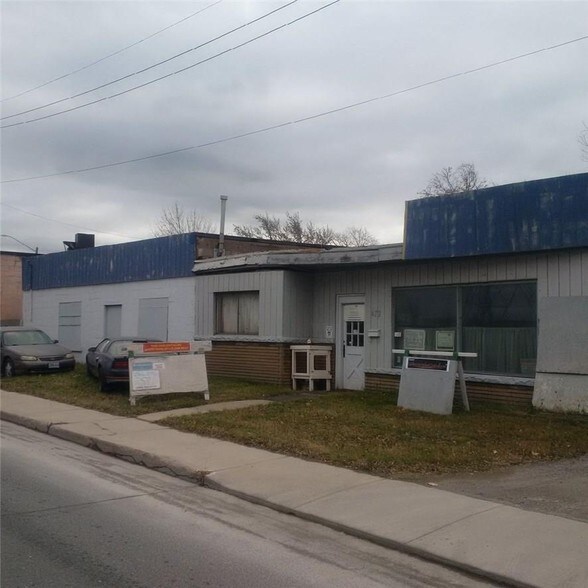 472 Beach Rd, Hamilton, ON à vendre - Photo principale - Image 1 de 1