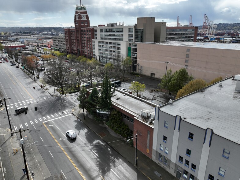 2265 1st Ave S, Seattle, WA à vendre - Photo du bâtiment - Image 3 de 4