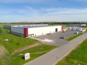 2801 W Evergreen Dr, Appleton, WI for lease Building Photo- Image 1 of 2