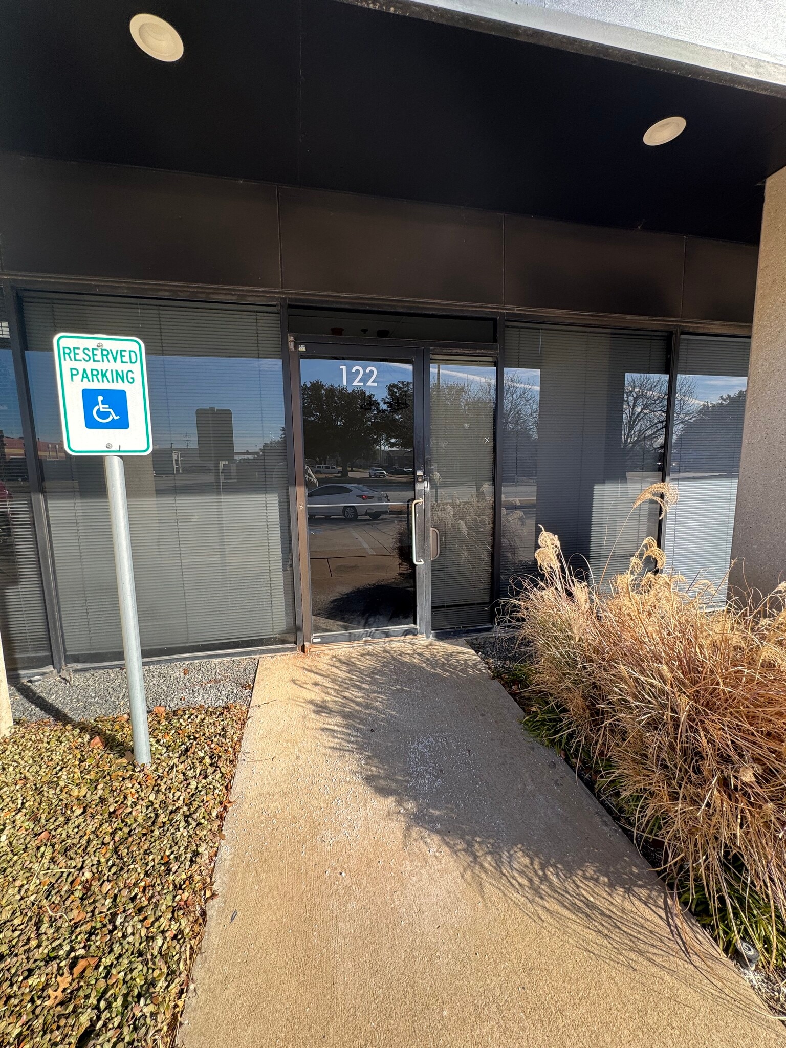 5750 Rufe Snow Dr, North Richland Hills, TX à louer Photo du bâtiment- Image 1 de 4