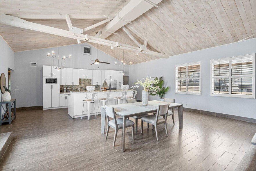 419 E Atlantic Ave, Delray Beach, FL à louer - Photo intérieure - Image 3 de 13