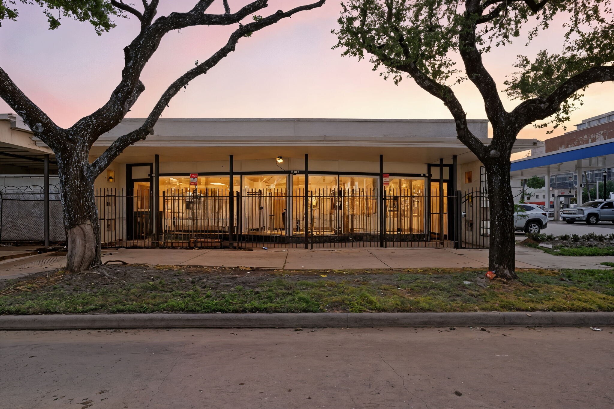 4909 Main St, Houston, TX à vendre Photo du bâtiment- Image 1 de 17