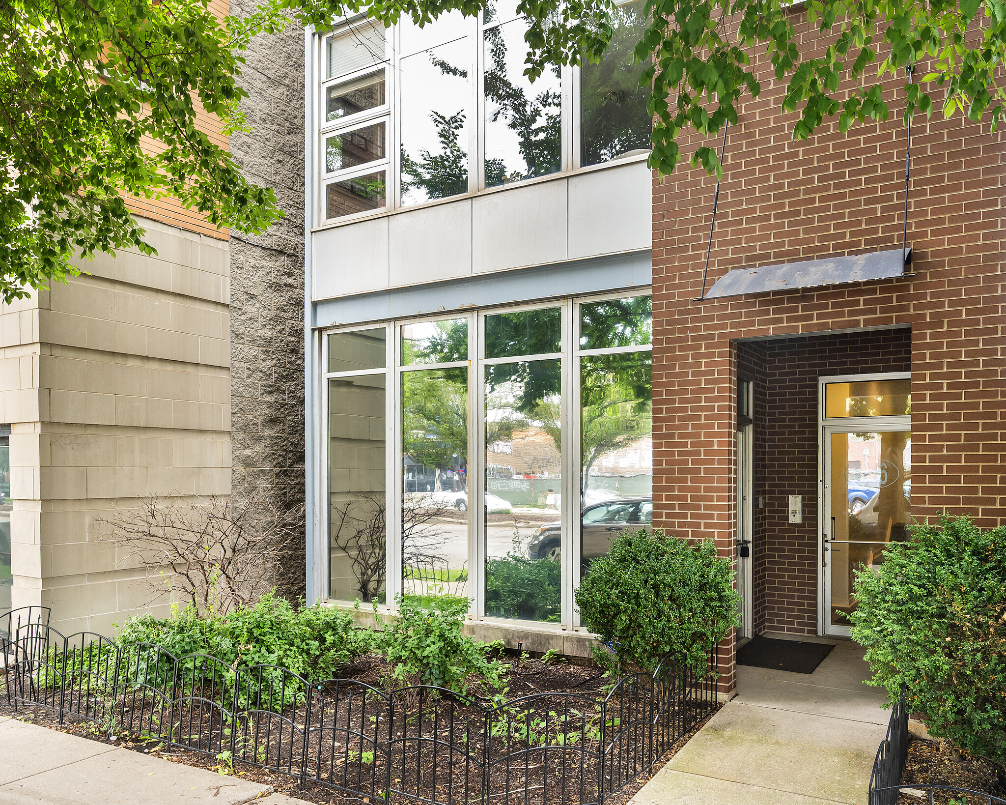 2716 N Ashland Ave, Chicago, IL for sale Building Photo- Image 1 of 13