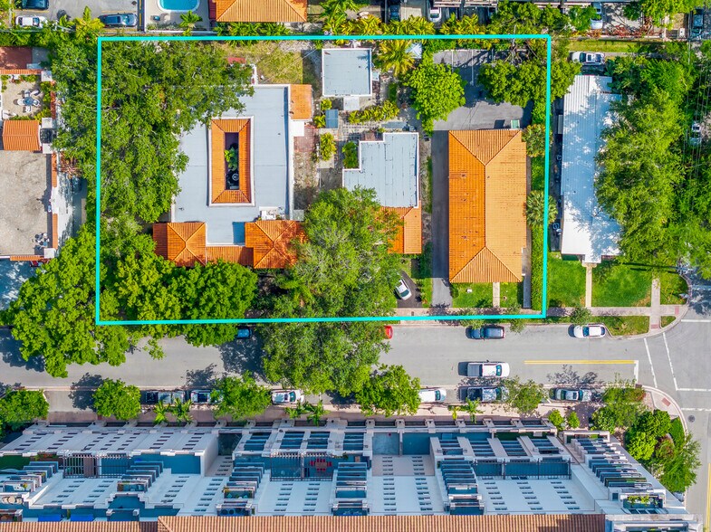 305, 311 & 315 Navarre Ave Portfolio portefeuille de 2 propriétés à vendre sur LoopNet.ca - Photo du bâtiment - Image 3 de 9