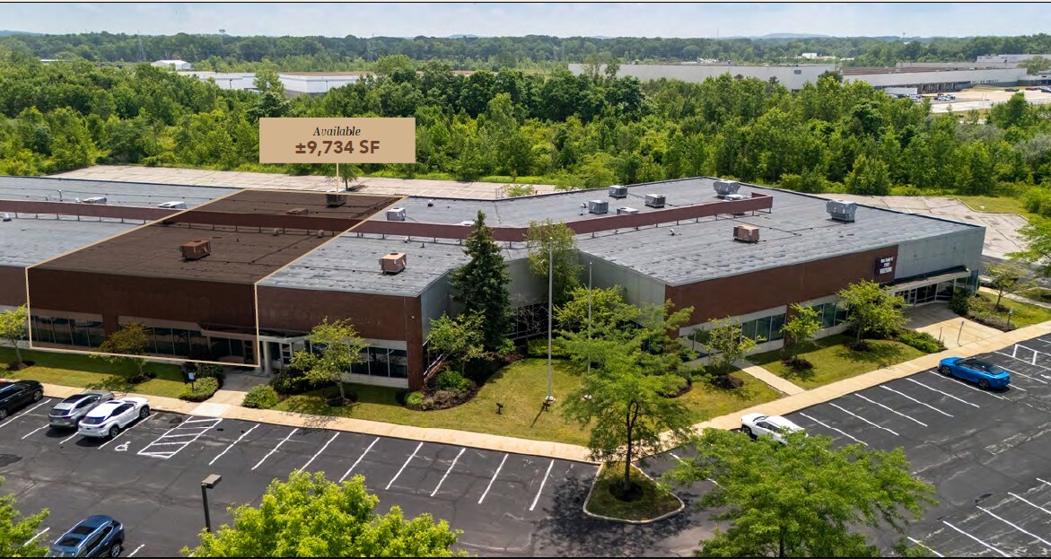 8020 Tyler Blvd, Mentor, OH for lease Primary Photo- Image 1 of 7