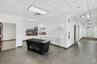 300 Progress Ct, Logan Township, NJ for lease Interior Photo- Image 1 of 17