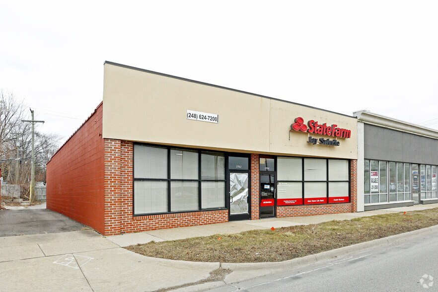 27510-27512 W 8 Mile Rd, Farmington Hills, MI à vendre - Photo du bâtiment - Image 1 de 4