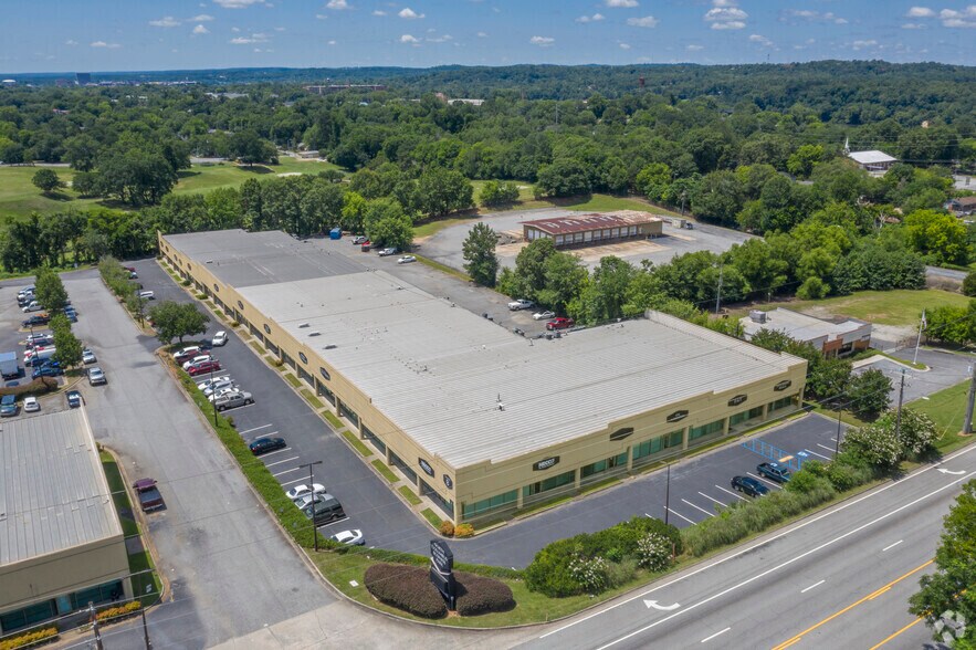 506 Manchester Expy, Columbus, GA à louer - Photo du bâtiment - Image 3 de 21