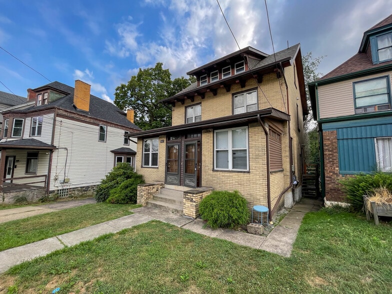 1663 Suburban Ave, Pittsburgh, PA à vendre - Photo du bâtiment - Image 3 de 10