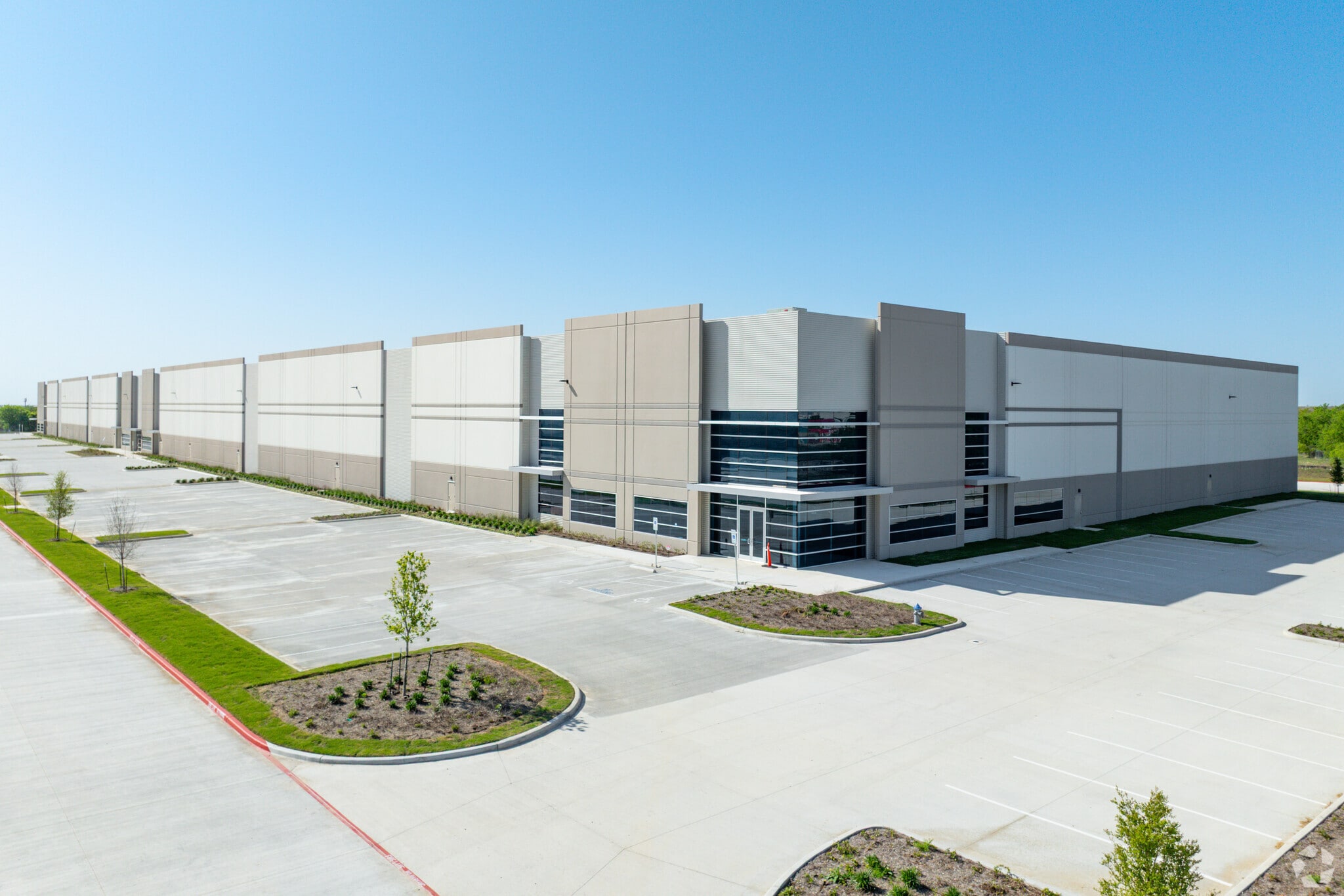 2633 Goodwin Ln, New Braunfels, TX for lease Primary Photo- Image 1 of 8