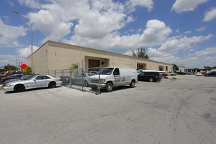 Hialeah Industrial Park, Building 1 - Entrepôt