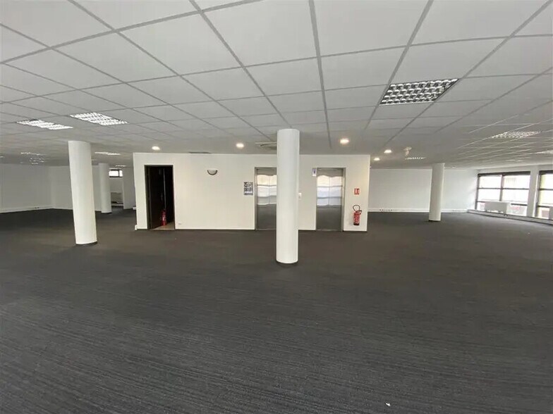 Bureau dans Asnières-sur-Seine à louer - Photo intérieure - Image 2 de 8