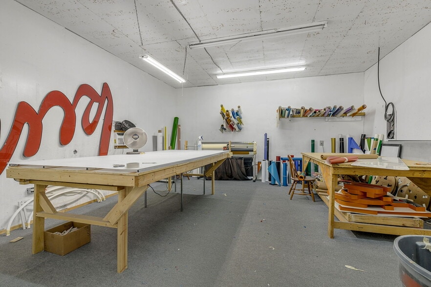 503 S Old Piedmont Hwy, Greenville, SC for sale - Interior Photo - Image 2 of 8