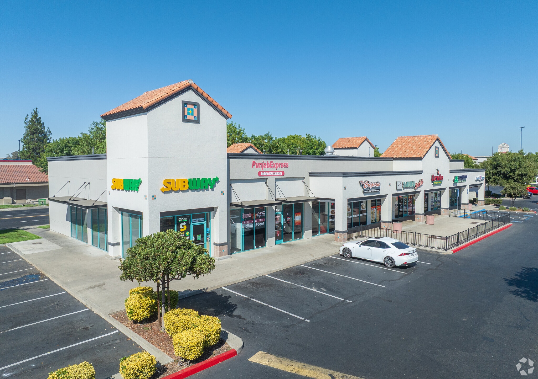 1645 Countryside Dr, Turlock, CA for lease Building Photo- Image 1 of 39