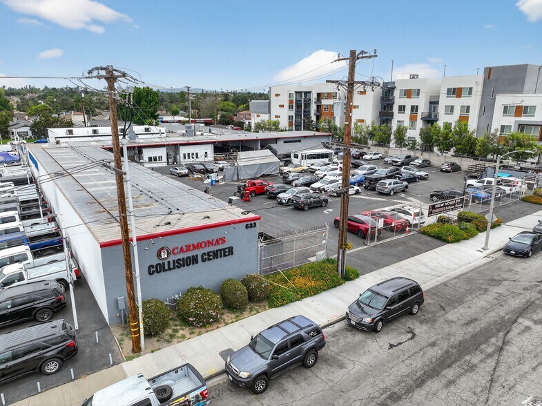 633 Williamson Ave, Fullerton, CA à vendre - Aérien - Image 2 de 8