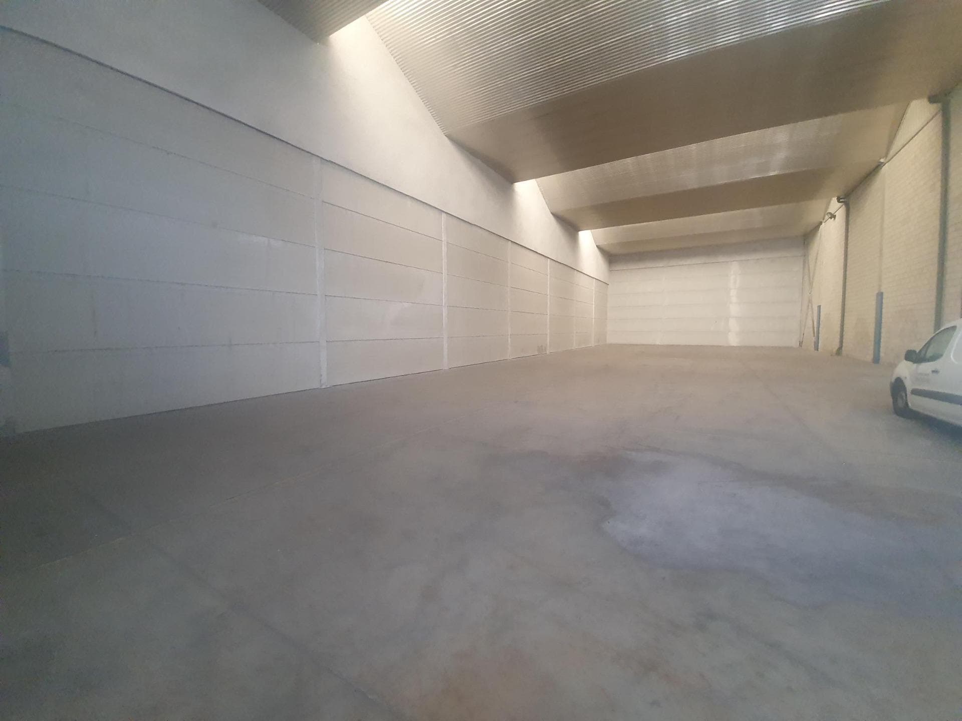 Industrial in Dos Hermanas, Sevilla for lease Building Photo- Image 1 of 6