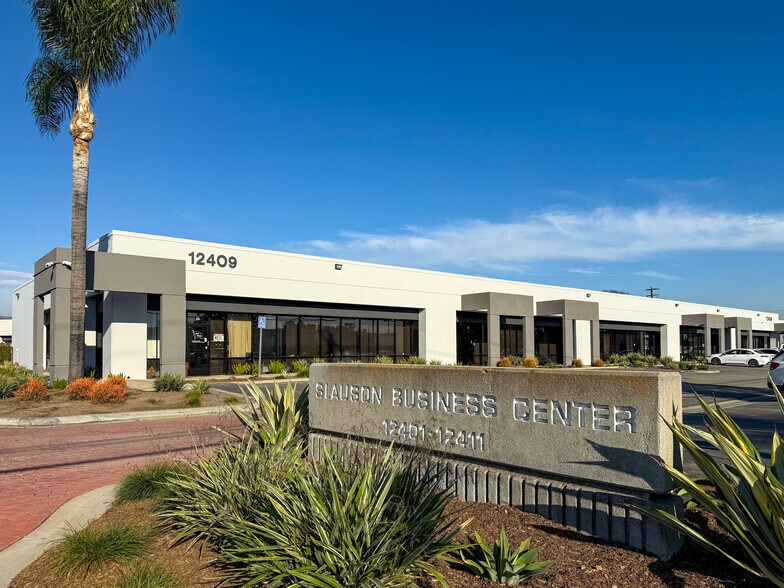 12403 Slauson Ave, Whittier, CA à louer - Photo du bâtiment - Image 2 de 7