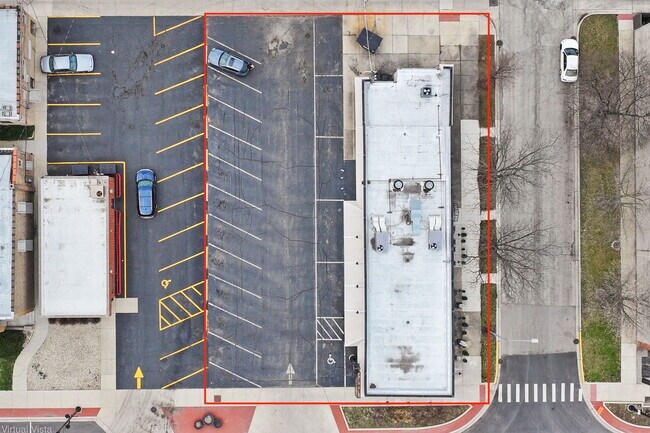 Plus de détails pour 7427 Roosevelt Rd, Forest Park, IL - Commerce de détail à vendre