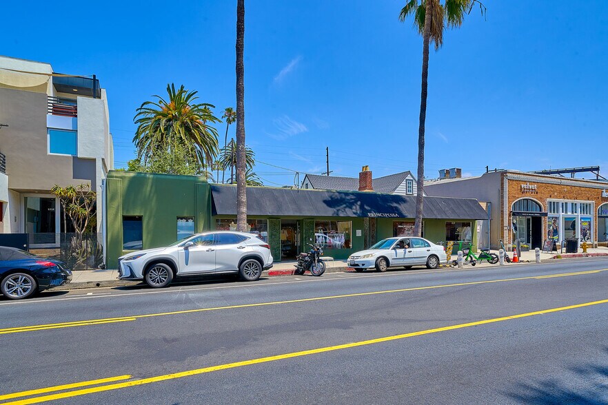 1321-1325 Abbot Kinney Blvd, Venice, CA à vendre - Photo du bâtiment - Image 3 de 45