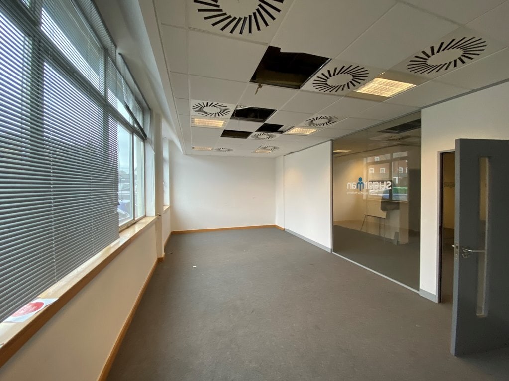 91-99 New London Rd, Chelmsford for lease Interior Photo- Image 1 of 6