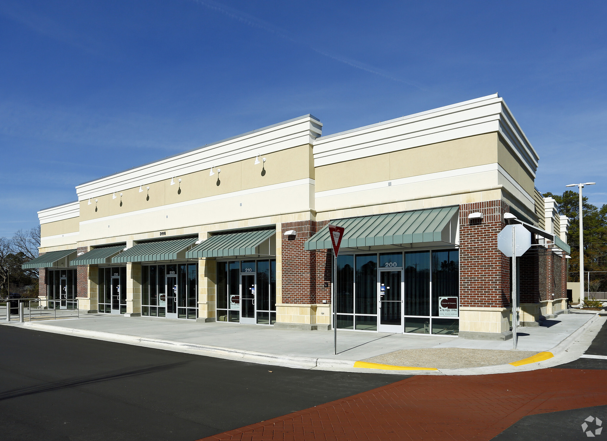 209-259 Tallywood Shopping Ctr, Fayetteville, NC for lease Building Photo- Image 1 of 3