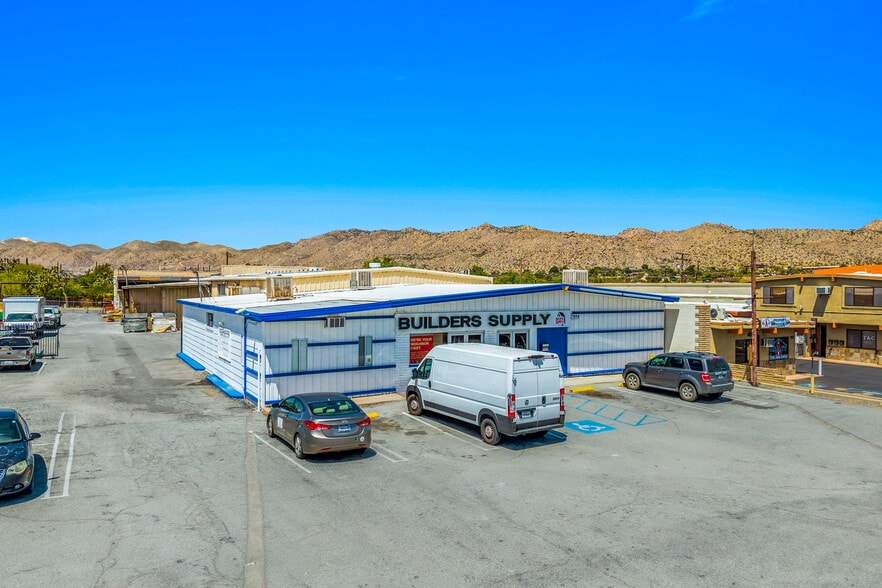 7038 Old Woman Springs Rd, Yucca Valley, CA for sale - Building Photo - Image 3 of 5
