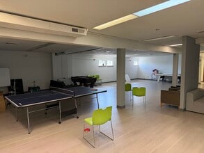 10534 NE Sandy Blvd, Portland, OR for lease Interior Photo- Image 2 of 5