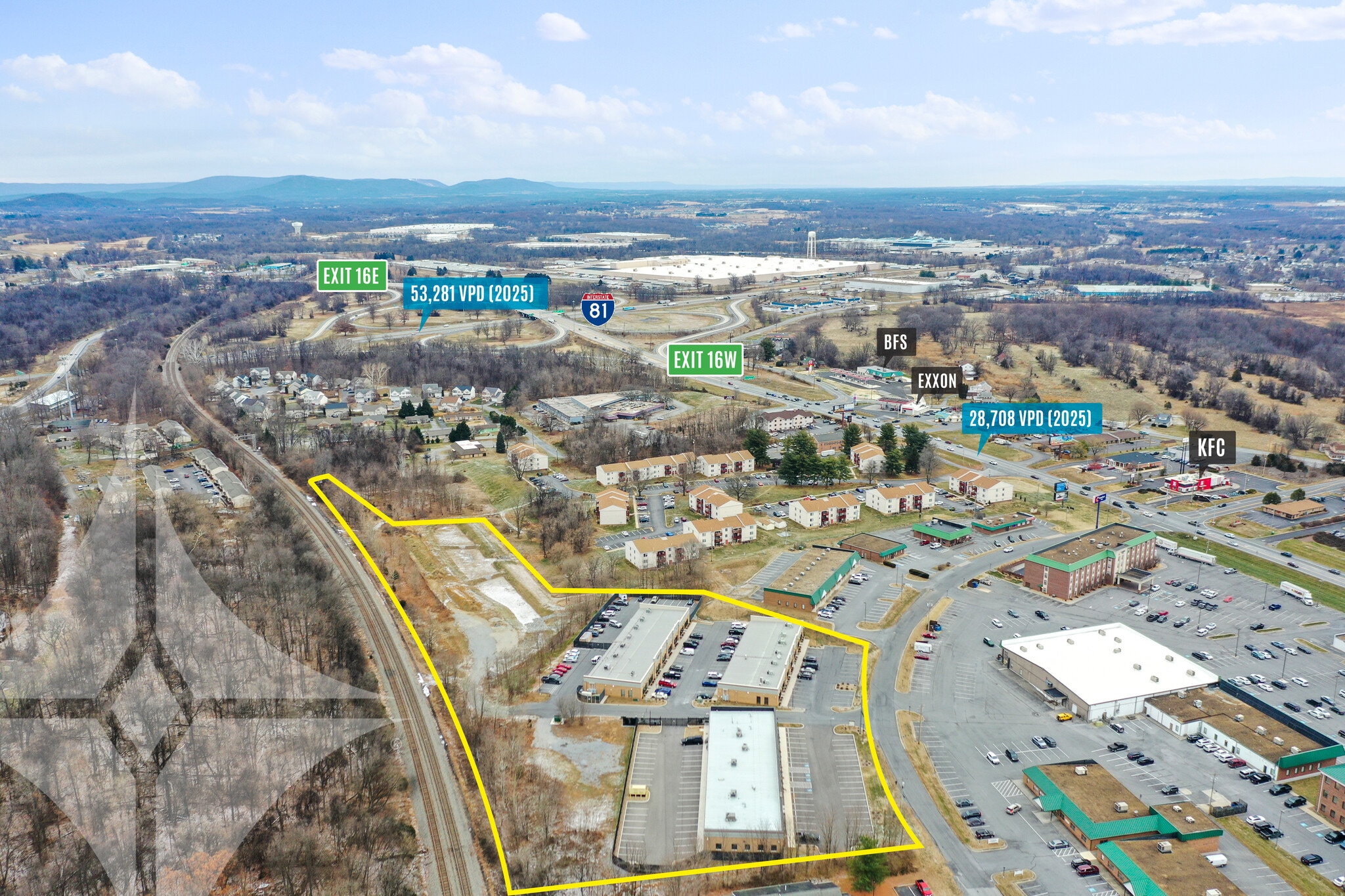 Office Investment Sale portfolio of 3 properties for sale on LoopNet.ca Primary Photo- Image 1 of 22