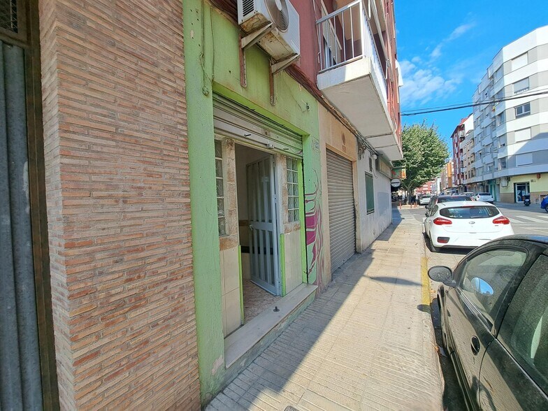 Carrer del Doctor Josep González, 69, Alzira, Valencia for lease - Building Photo - Image 1 of 7