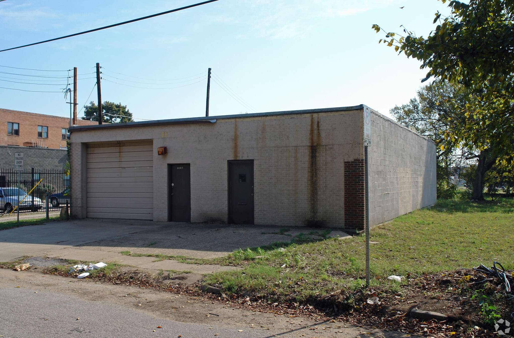 1528 Seegar St, Dallas, TX for sale Primary Photo- Image 1 of 1