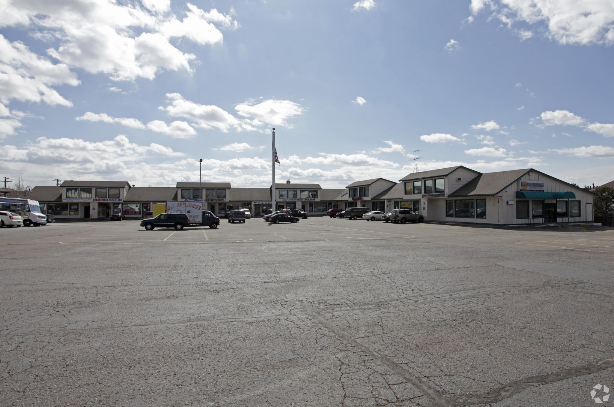 12028 E Mississippi Ave, Aurora, CO for lease Primary Photo- Image 1 of 4