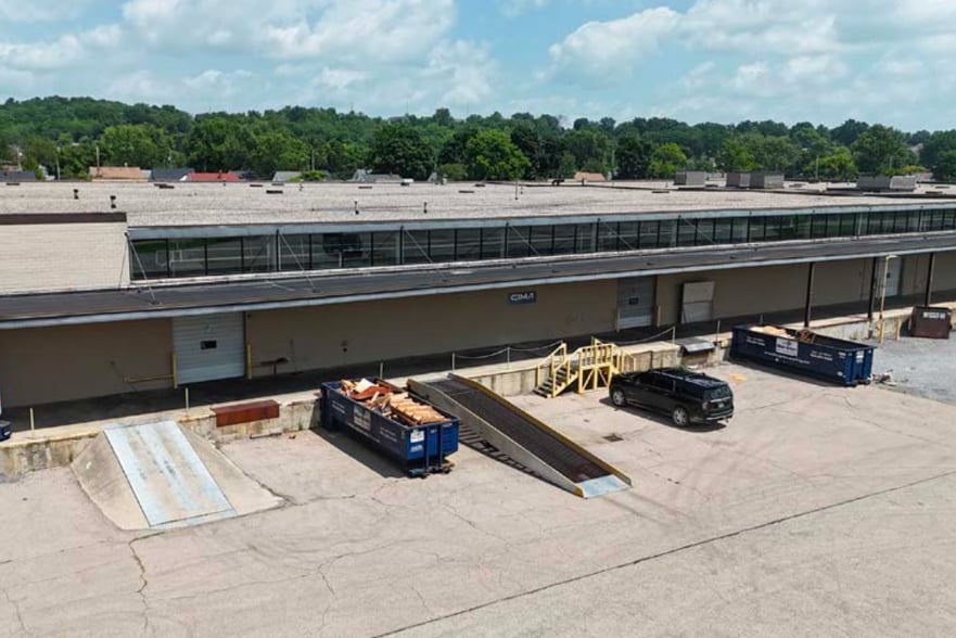 1010 Eaton Ave, Hamilton, OH for lease - Building Photo - Image 2 of 7