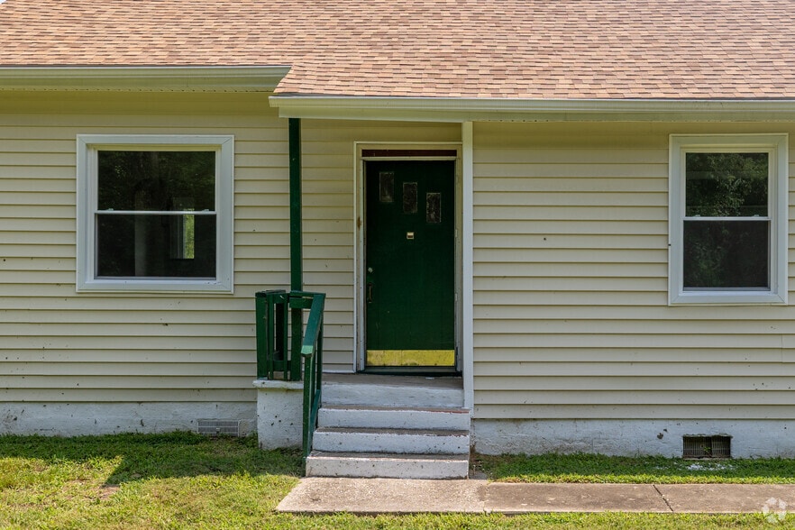 1205 Loflin Rd, Aberdeen, MD for sale - Building Photo - Image 2 of 11