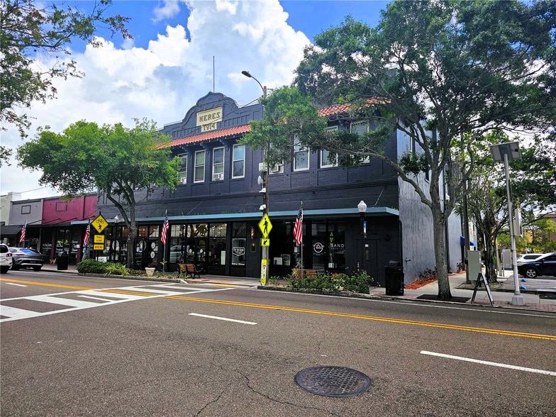 106 E Tarpon Ave, Tarpon Springs, FL à louer - Photo du bâtiment - Image 3 de 12