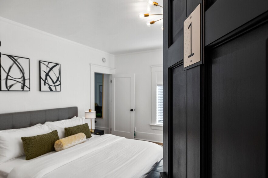 1055 21st Street, San Diego, CA à vendre - Photo du bâtiment - Image 3 de 129