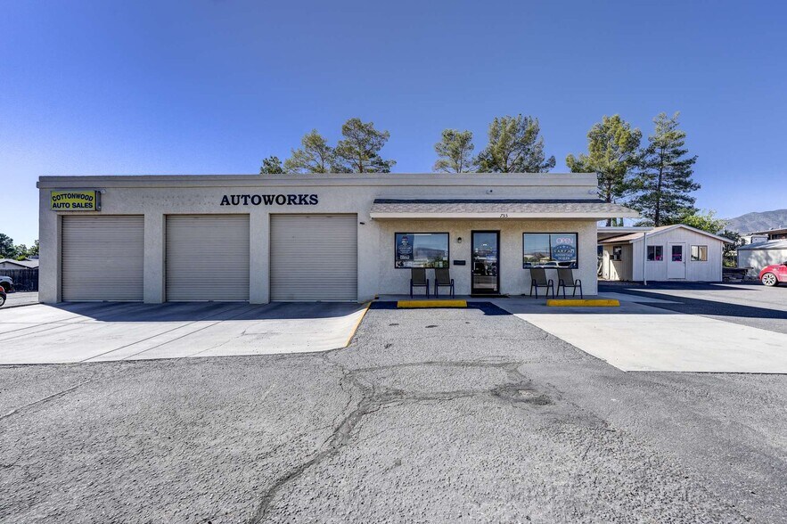 725 E State Route 89A, Cottonwood, AZ à vendre - Photo du bâtiment - Image 3 de 11