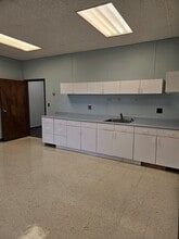 3050 Presidential Dr, Atlanta, GA for lease Interior Photo- Image 2 of 6