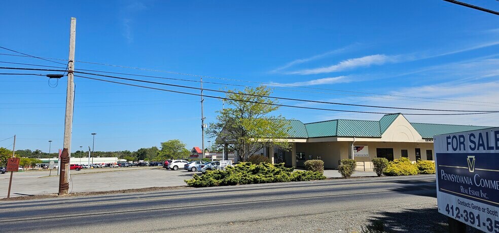 2639 Darlington Rd, Beaver Falls, PA à vendre - Photo du bâtiment - Image 2 de 7