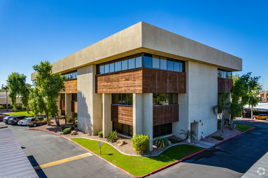 2222-2228 W Northern Ave, Phoenix, AZ à louer - Photo du bâtiment - Image 2 de 11