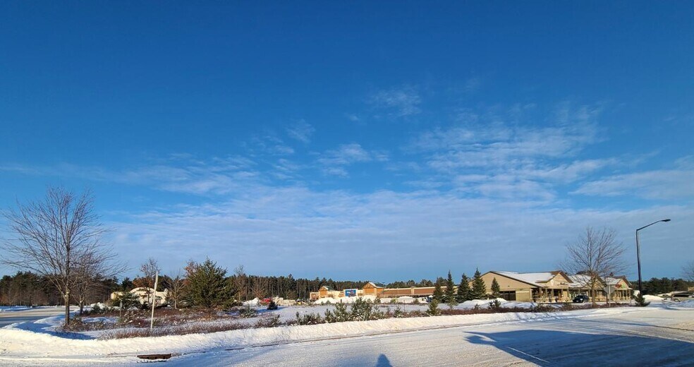 9836 Plaza Dr., Minocqua, WI à vendre - Autre - Image 2 de 3