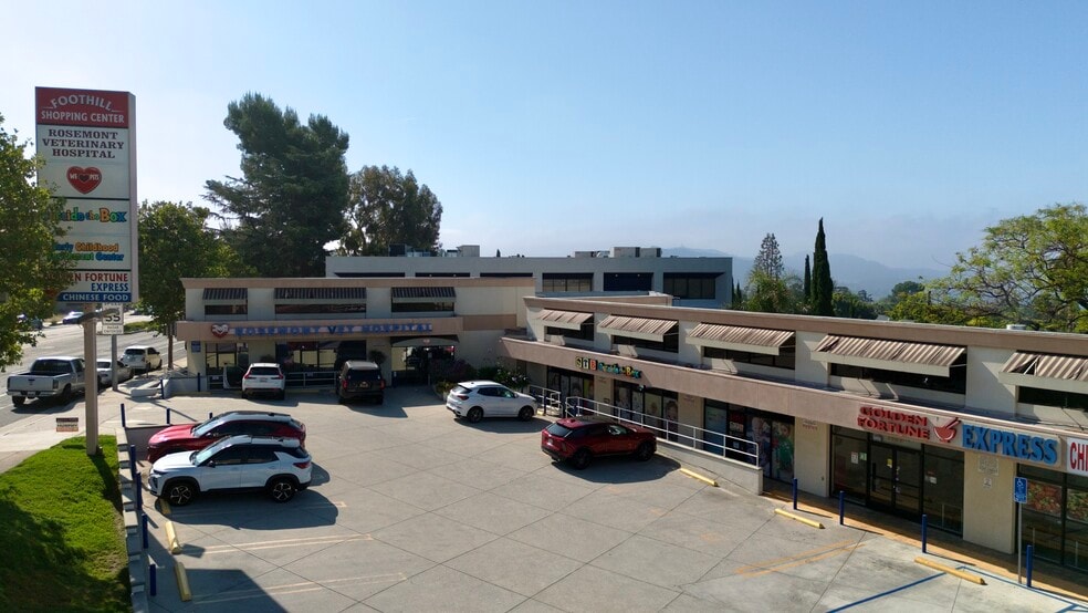 2550 Foothill Blvd, La Crescenta, CA for lease - Building Photo - Image 2 of 22